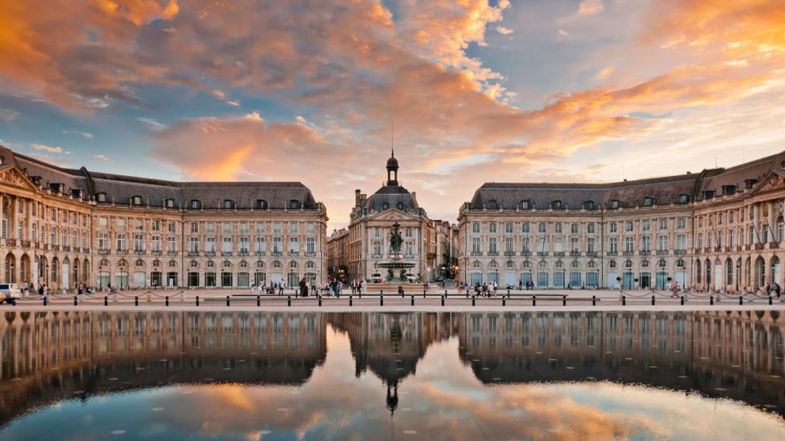 La Place de Bordeaux takes on the world's iconic wines